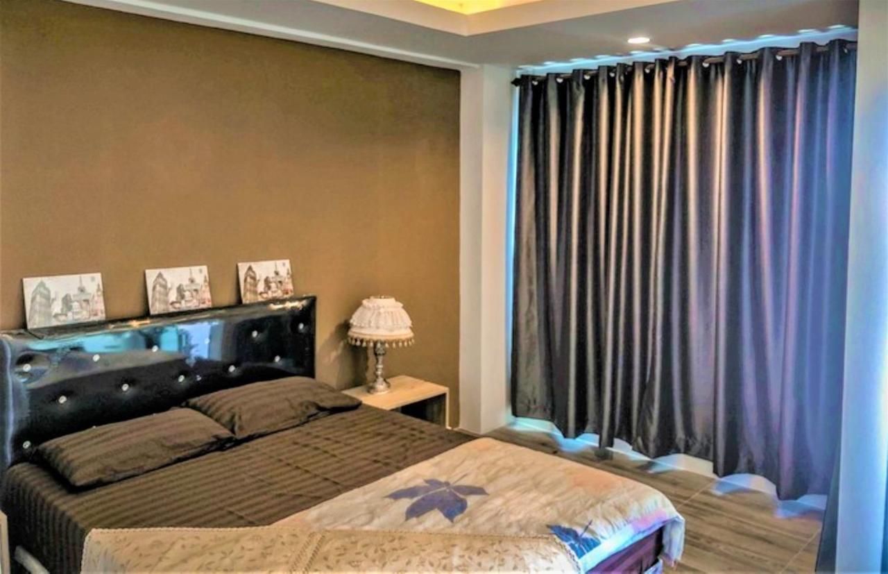 Hotel Plearnwan Deluxe Mansion à Bangkok Extérieur photo