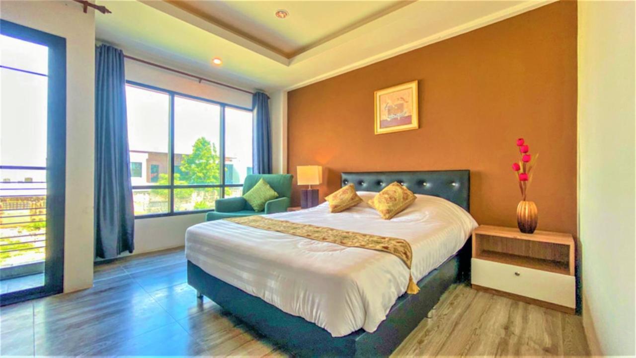 Hotel Plearnwan Deluxe Mansion à Bangkok Extérieur photo
